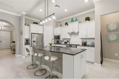 9432 Purple Martin Ct, Naples, FL 34120 - Photo 6