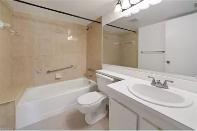 802 Sky Pine Way #E2, Greenacres, FL 33415 - Photo 8
