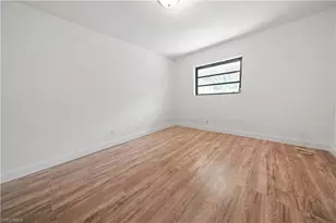 5078 Amber Ln, Lake Worth, FL 33463 - Photo 2