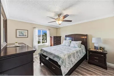 1010 Manatee Rd #B304, Naples, FL 34114 - Photo 12