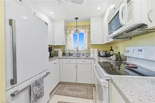 1010 Manatee Rd, Naples, FL 34114 - Photo 10