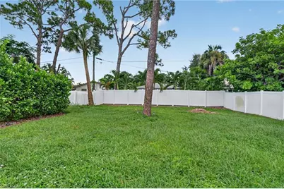 781 95th Ave N, Naples, FL 34108 - Photo 30