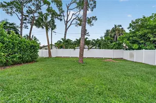 781 95th Ave N, Naples, FL 34108 - Photo 30