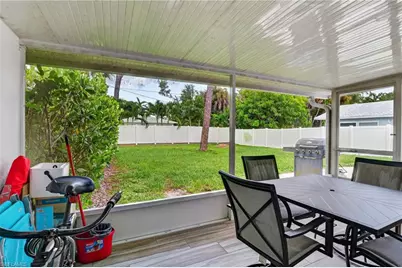 781 95th Ave N, Naples, FL 34108 - Photo 28
