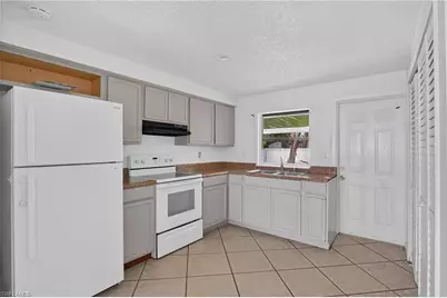 781 95th Ave N, Naples, FL 34108 - Photo 36