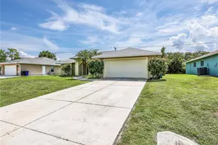 9299 Crocus Ct, Fort Myers, FL 33967 - Photo 4