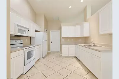 9299 Crocus Ct, Fort Myers, FL 33967 - Photo 10