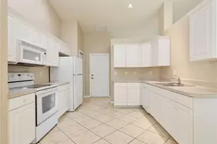 9299 Crocus Ct, Fort Myers, FL 33967 - Photo 10