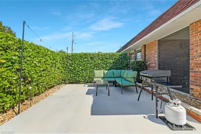 2710 Arbutus St #B1, Naples, FL 34112 - Photo 24