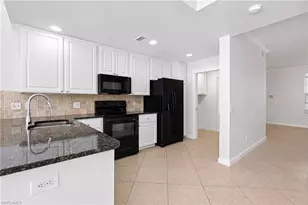 3564 Islandwalk Cir, Naples, FL 34119 - Photo 16