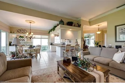 3917 Isla Ciudad Ct, Naples, FL 34109 - Photo 4