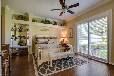 3917 Isla Ciudad Ct, Naples, FL 34109 - Photo 10