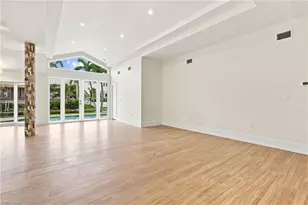 5203 Starfish Ave, Naples, FL 34103 - Photo 6