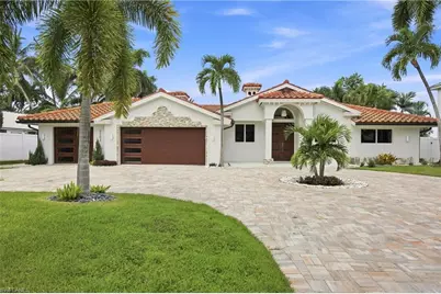 5203 Starfish Ave, Naples, FL 34103 - Photo 1