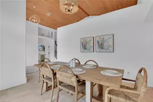 215 Mooring Line Dr, Naples, FL 34102 - Photo 10