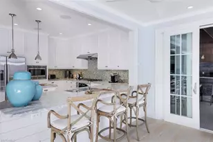 154 4th Ave N, Naples, FL 34102 - Photo 22