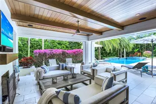 154 4th Ave N, Naples, FL 34102 - Photo 8