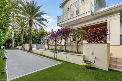 154 4th Ave N, Naples, FL 34102 - Photo 42