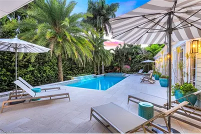 154 4th Ave N, Naples, FL 34102 - Photo 6