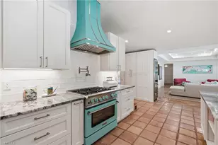 506 Pine Grove Ln, Naples, FL 34103 - Photo 14