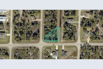 917 Nimitz Blvd, Lehigh Acres, FL 33974 - Photo 1