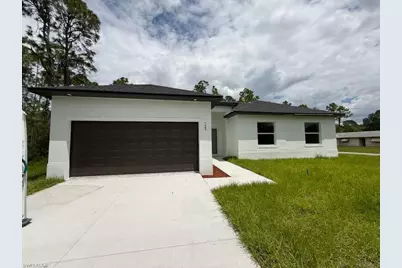 723 Epps Brown St E, Lehigh Acres, FL 33974 - Photo 8