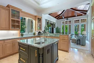235 Little Harbour Ln, Naples, FL 34102 - Photo 8