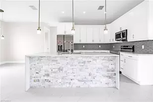 3007 72nd St W, Lehigh Acres, FL 33971 - Photo 8