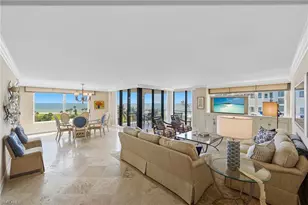 4251 Gulf Shore Blvd N, Naples, FL 34103 - Photo 6