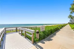 4251 Gulf Shore Blvd N, Naples, FL 34103 - Photo 44