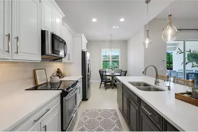9263 Fieldstone Ln, Naples, FL 34120 - Photo 12