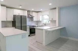 225 Georgetown Blvd, Naples, FL 34112 - Photo 1