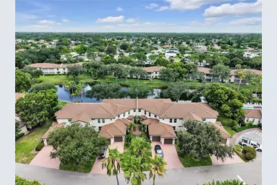 1100 Diamond Cir #1104, Naples, FL 34110 - Photo 36