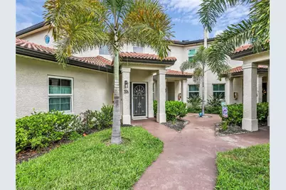 1100 Diamond Cir #1104, Naples, FL 34110 - Photo 2