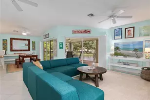 1100 Diamond Cir, Naples, FL 34110 - Photo 6