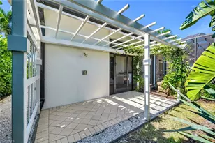 590 Putter Point Pl, Naples, FL 34103 - Photo 22