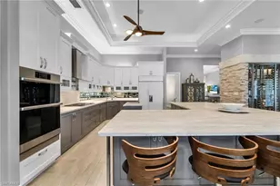 590 Putter Point Pl, Naples, FL 34103 - Photo 8