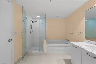 3000 Oasis Grand Blvd, Fort Myers, FL 33916 - Photo 18