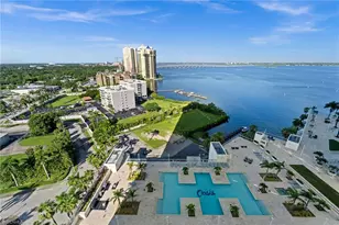3000 Oasis Grand Blvd, Fort Myers, FL 33916 - Photo 2