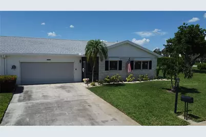 1527 Edgewater Cir, Fort Myers, FL 33919 - Photo 14