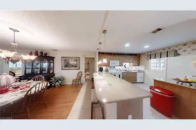 1527 Edgewater Cir, Fort Myers, FL 33919 - Photo 18