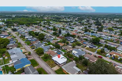 3417 Hoover Dr, Holiday, FL 34691 - Photo 8