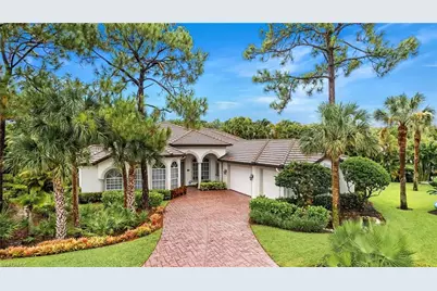 2229 Goshawk Ct, Naples, FL 34105 - Photo 24