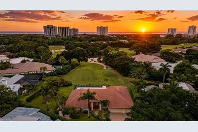 700 Hollybriar Ln, Naples, FL 34108 - Photo 2