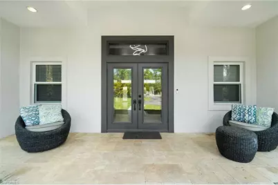 5420 Boxwood Way, Naples, FL 34116 - Photo 2