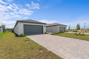 1222 Caloosa Cv Dr, Labelle, FL 33935 - Photo 2