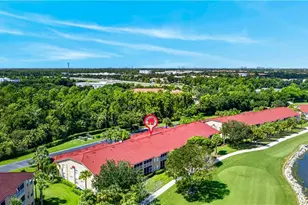 2760 Cypress Trace Cir, Naples, FL 34119 - Photo 32