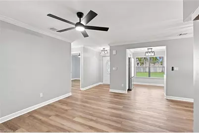 646 SE 12th Ct #17, Cape Coral, FL 33990 - Photo 10