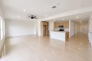 4309 7th St SW, Lehigh Acres, FL 33976 - Photo 4