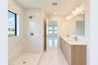 4310 5th St SW, Lehigh Acres, FL 33976 - Photo 10